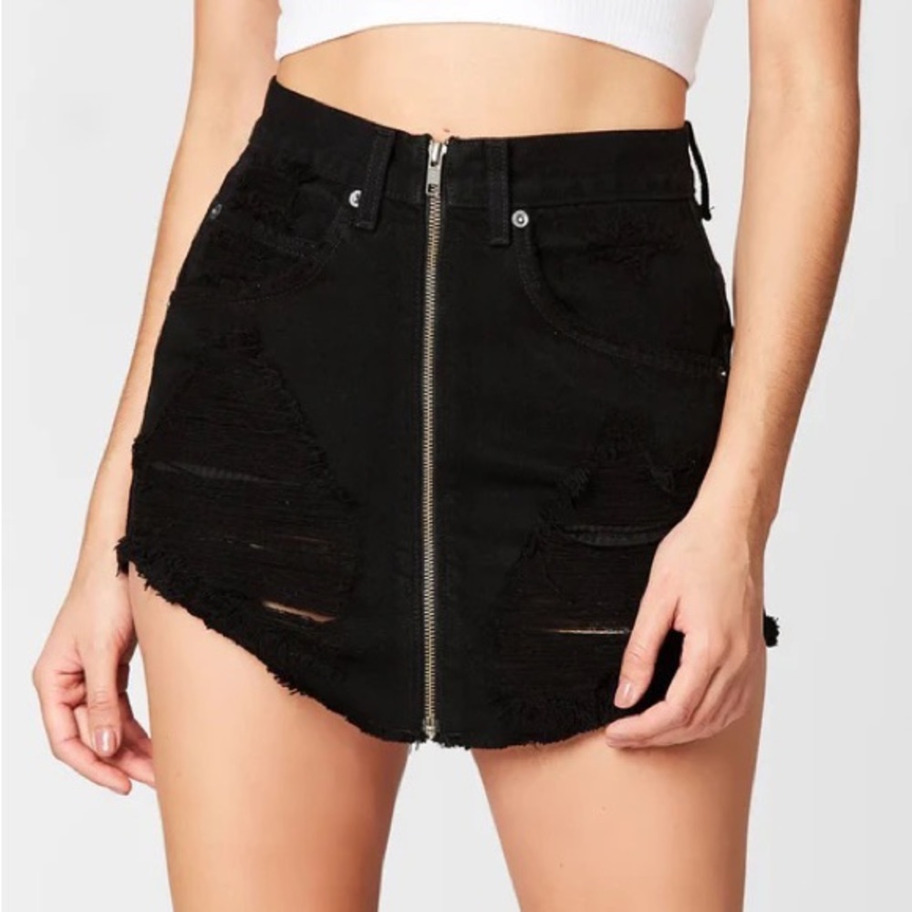 Black carmar denim skirt